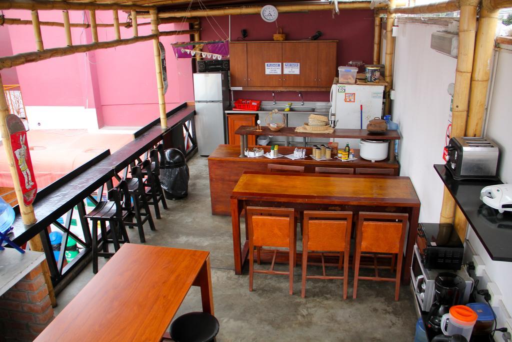 The House Project Backpackers Lima Quarto foto